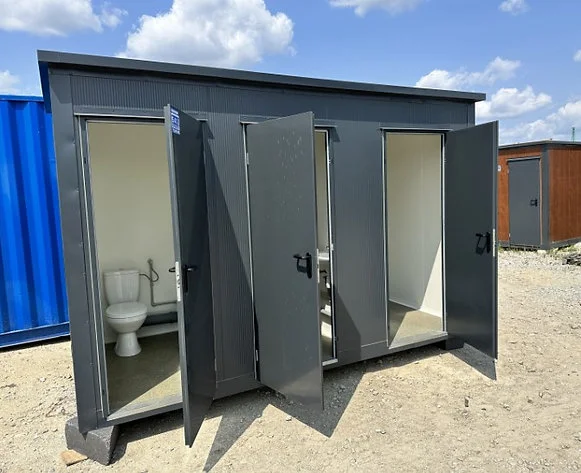 Conteneur sanitaire à 3 cabines